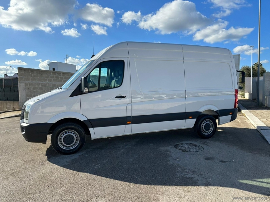 VOLKSWAGEN Crafter