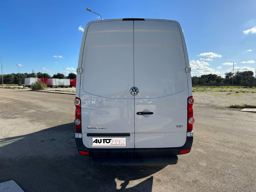 VOLKSWAGEN Crafter