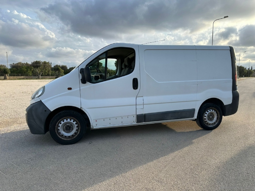 OPEL Vivaro