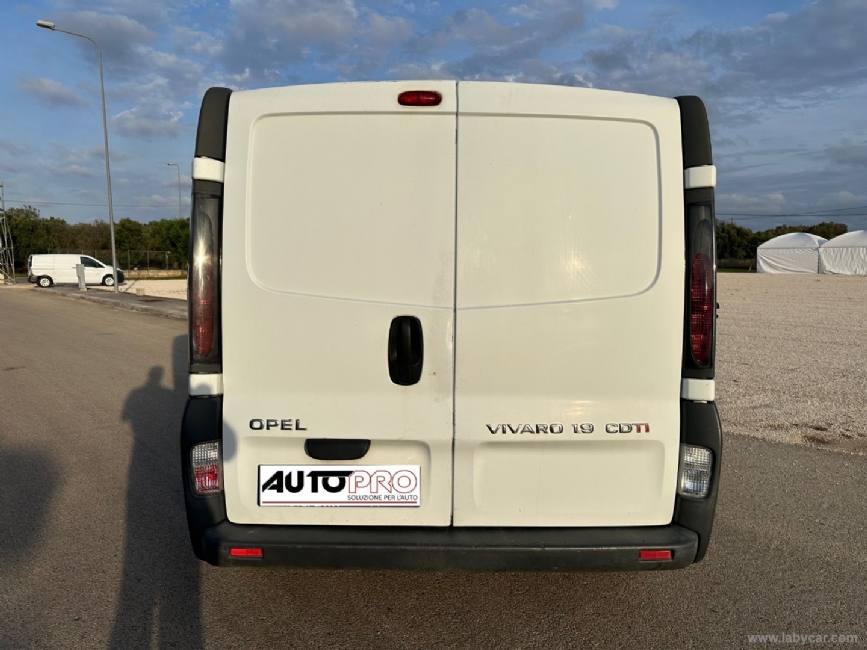 OPEL Vivaro