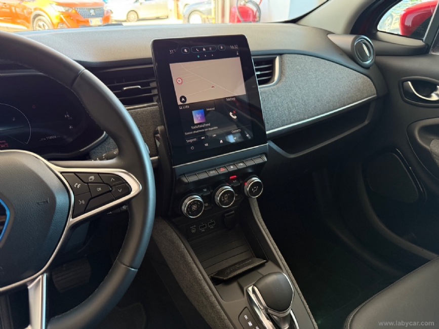 RENAULT ZOE