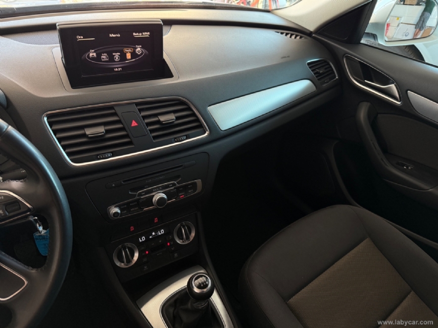 AUDI Q3
