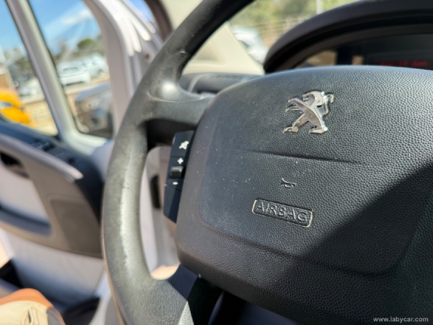 PEUGEOT Boxer