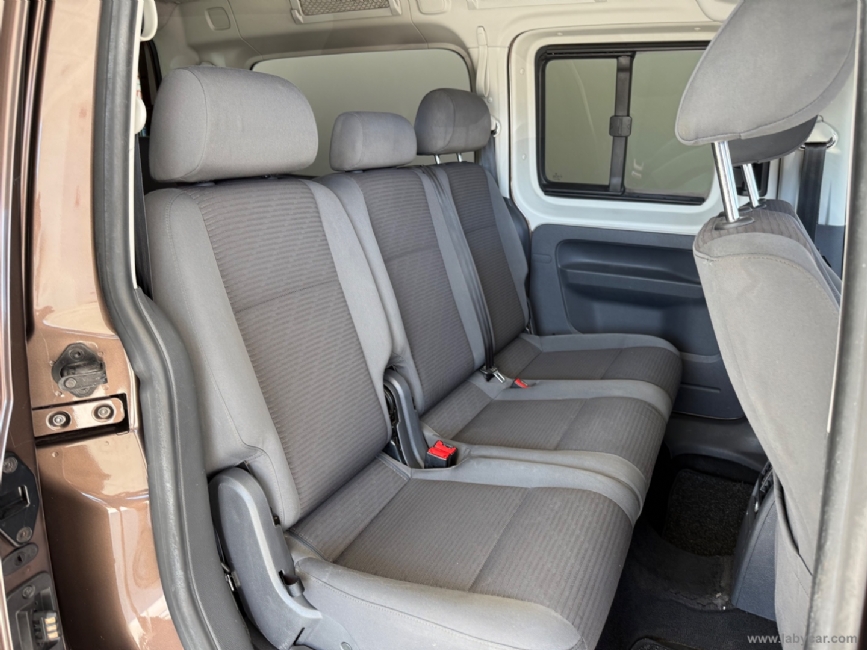 VOLKSWAGEN Caddy
