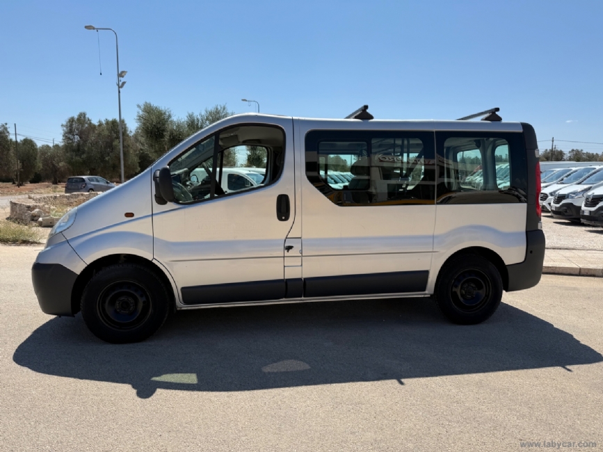OPEL Vivaro