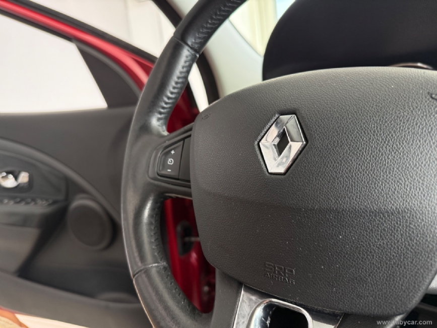 RENAULT Mgane