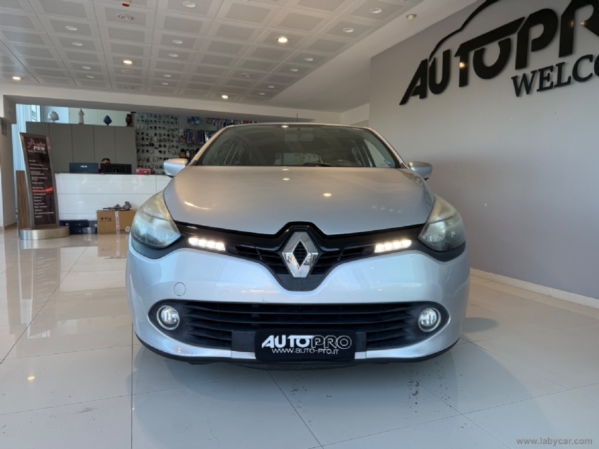 RENAULT Clio
