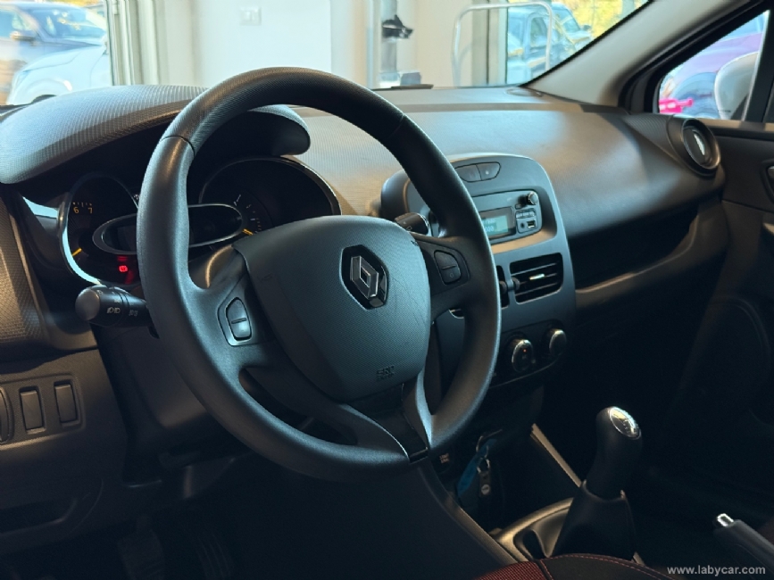 RENAULT Clio