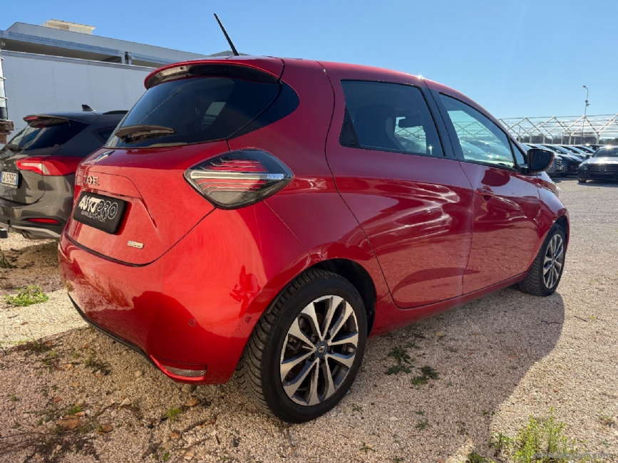 RENAULT ZOE