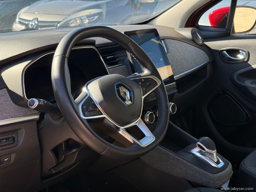 RENAULT ZOE