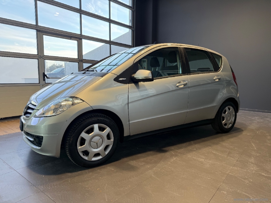 MERCEDES-BENZ Classe A