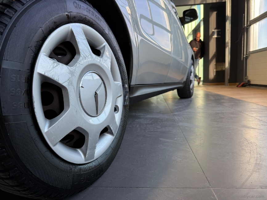 MERCEDES-BENZ Classe A