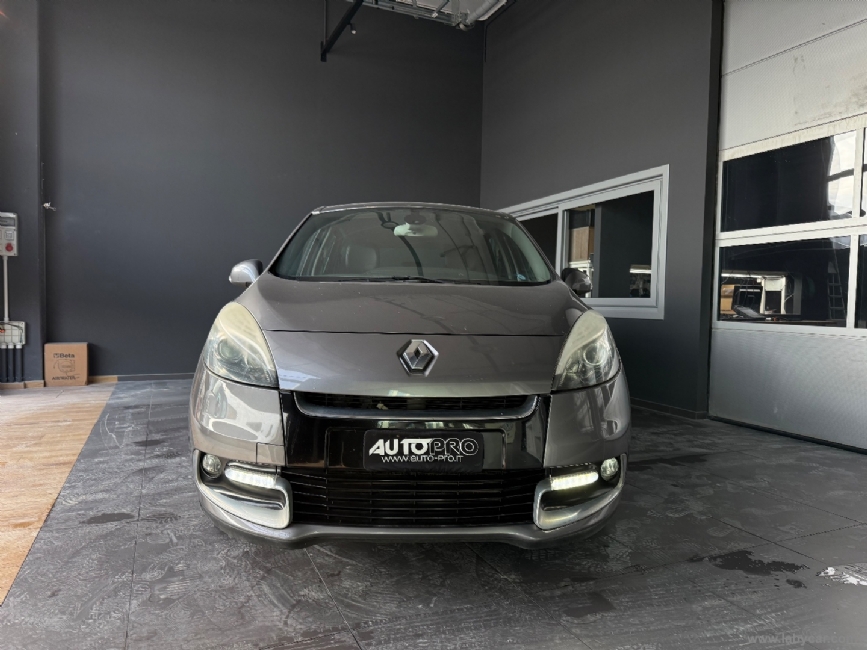 RENAULT Sc�nic