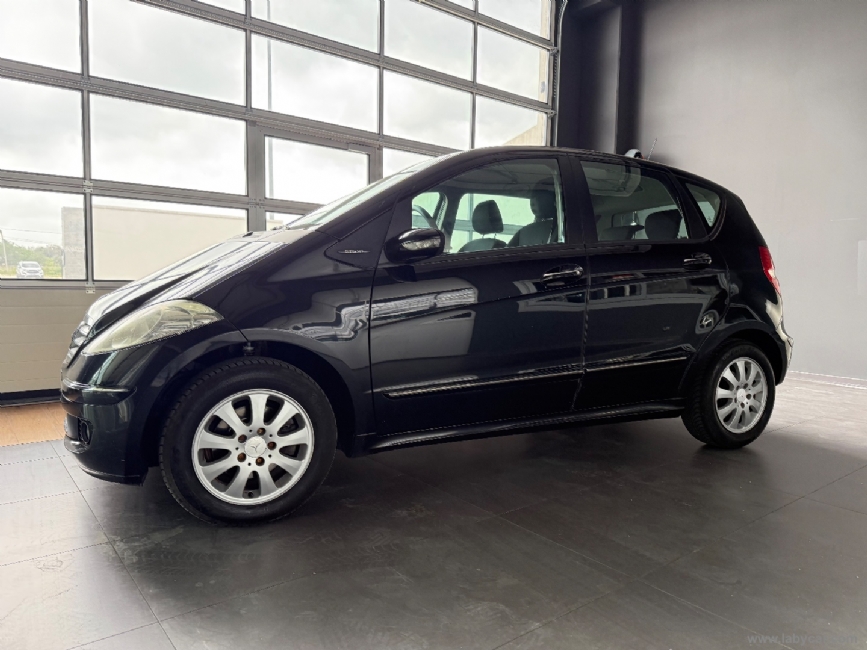 MERCEDES-BENZ Classe A