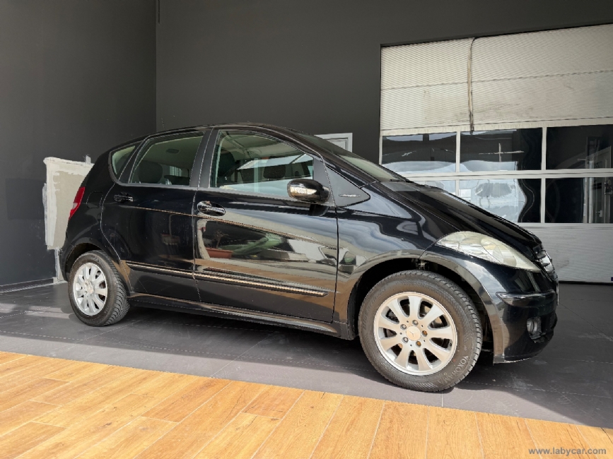 MERCEDES-BENZ Classe A