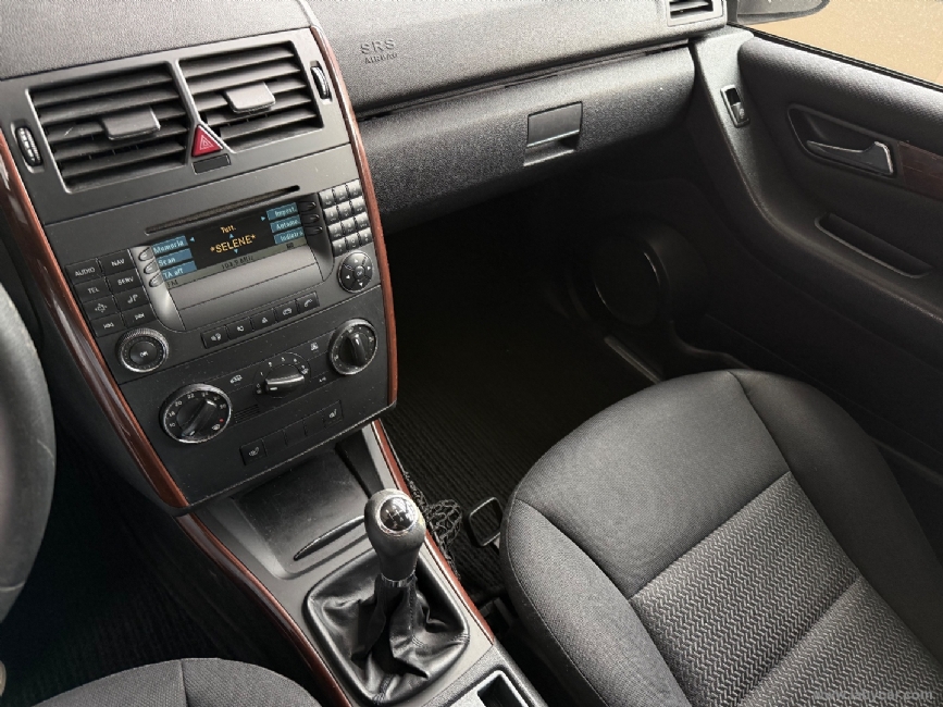 MERCEDES-BENZ Classe A