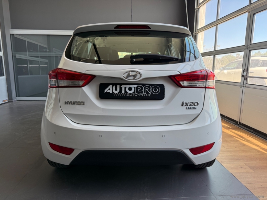 HYUNDAI ix20