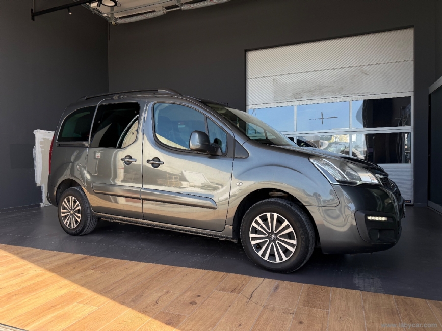 PEUGEOT Partner