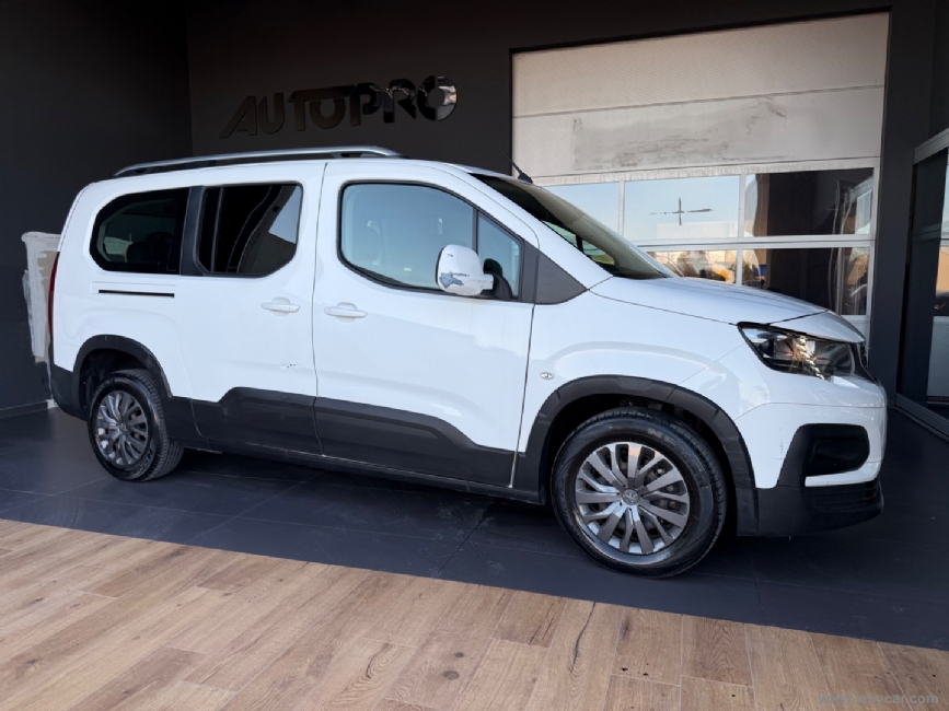 PEUGEOT Rifter