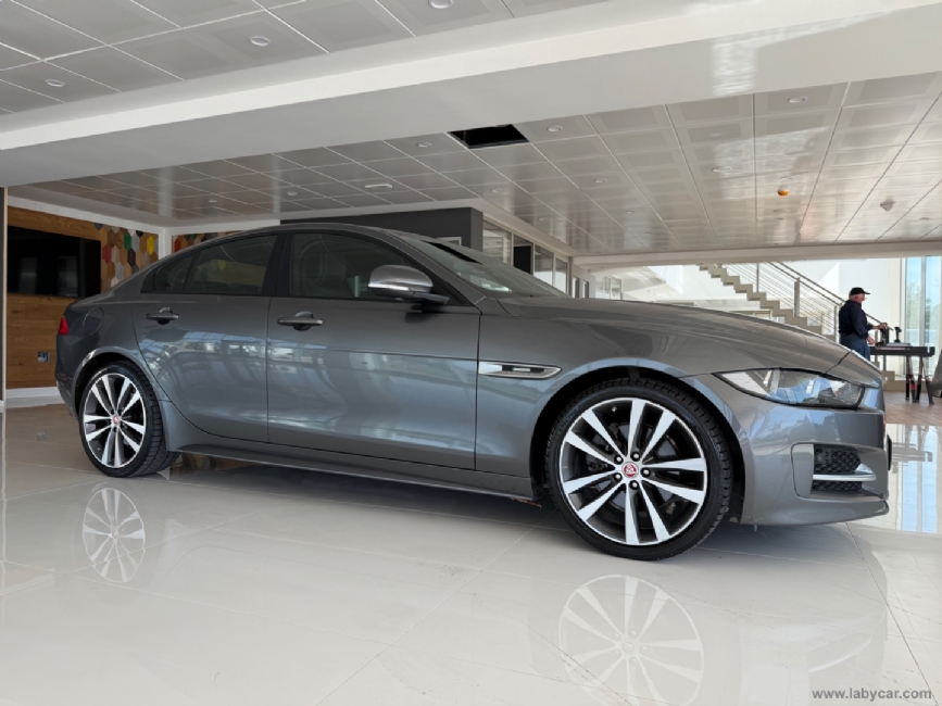 JAGUAR XE