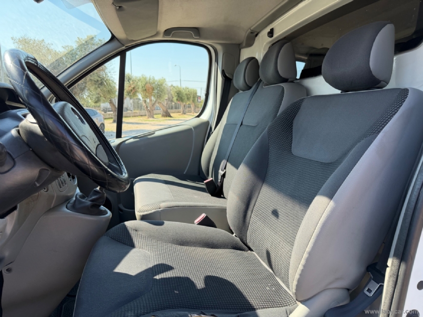 OPEL Vivaro