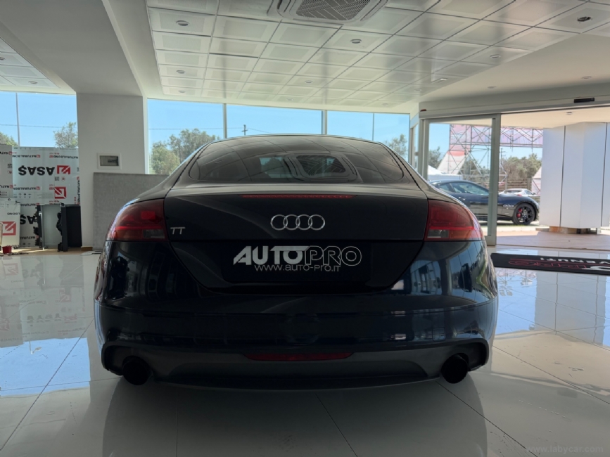 AUDI TT
