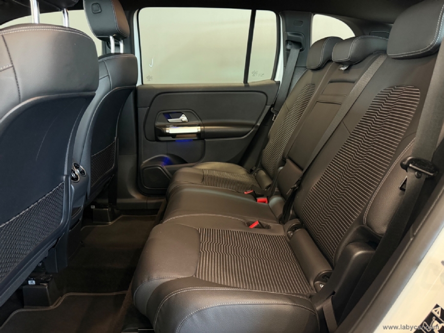 MERCEDES-BENZ Classe GLB