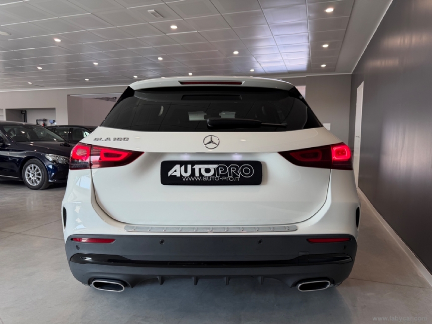 MERCEDES-BENZ Classe GLA