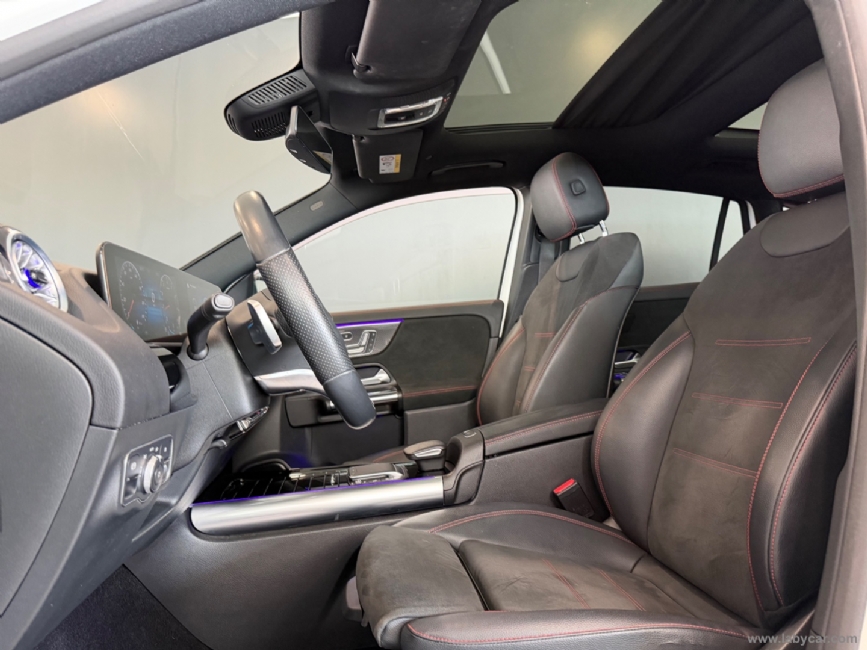 MERCEDES-BENZ Classe GLA