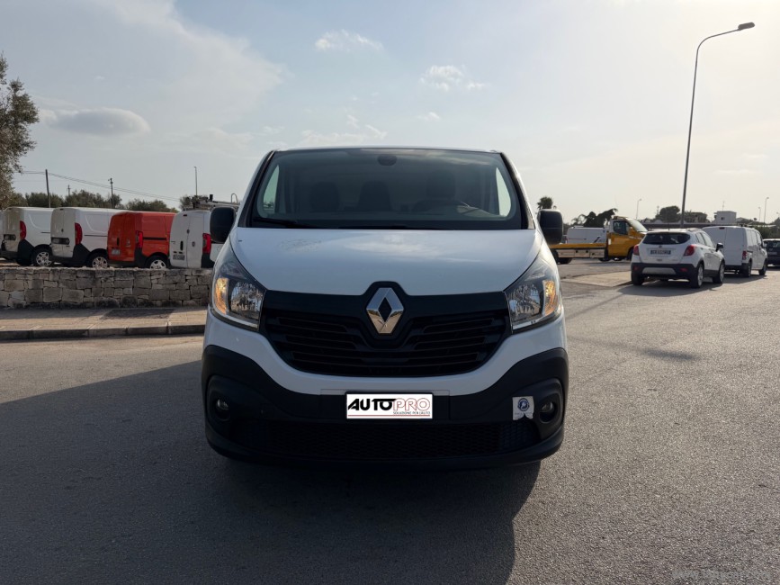 RENAULT Trafic