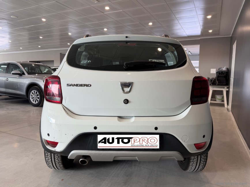 DACIA Sandero